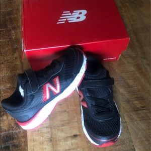 New balance kids shoes  nwt